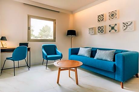 Family Suite Garden View