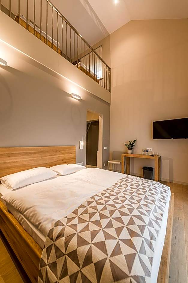 Hotel Miķelis