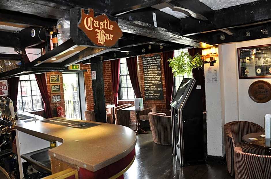 The Roundabout Hotel