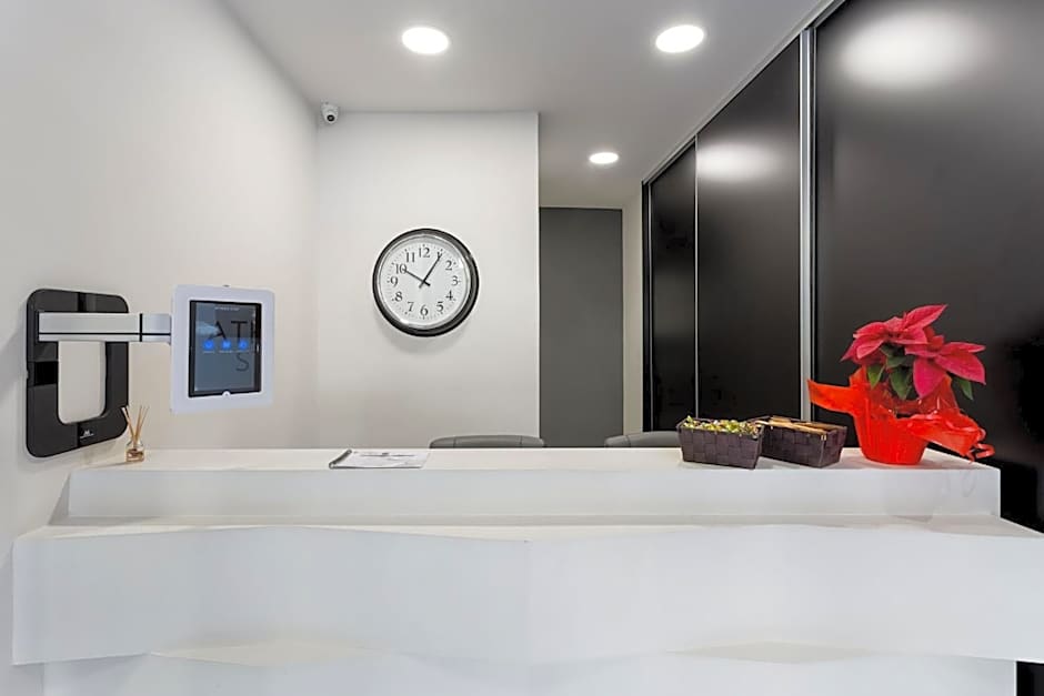 Supreme Luxury Suites by Athens Stay