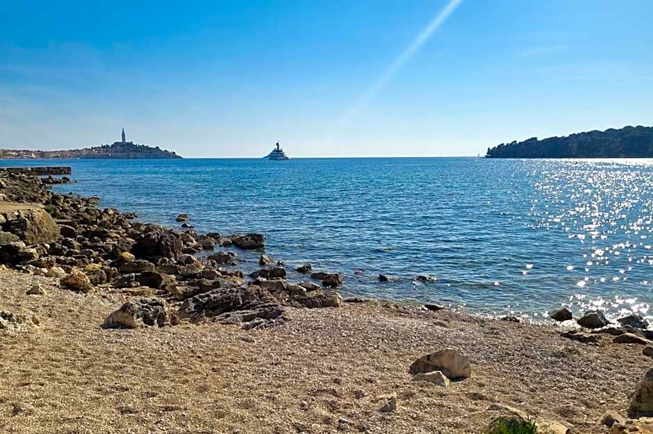 Porton Nature Hideouts