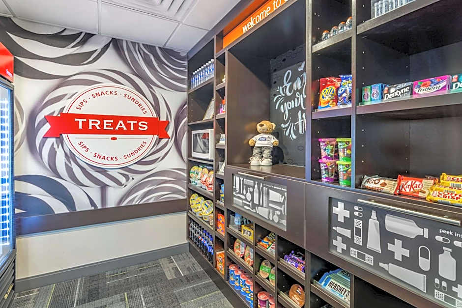 Hampton Inn By Hilton And Suites Edmonton West