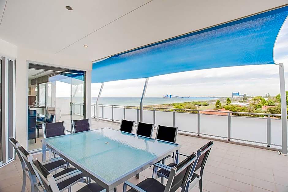 Spinnakers by Rockingham Apartments