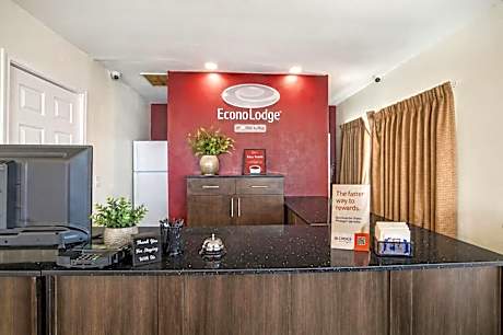 Econo Lodge Needles