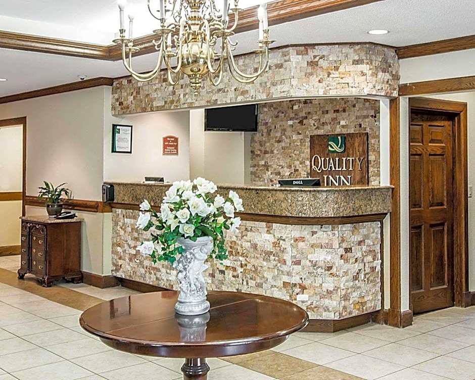 Quality Inn Southfield - Detroit