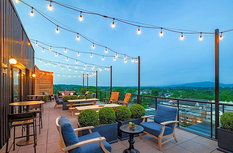 Graduate by Hilton Charlottesville