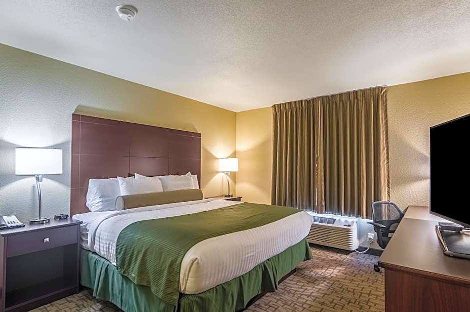 Cobblestone Inn & Suites - Lakin