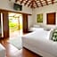 Hotel Acantilado de La Tierra by On vacation