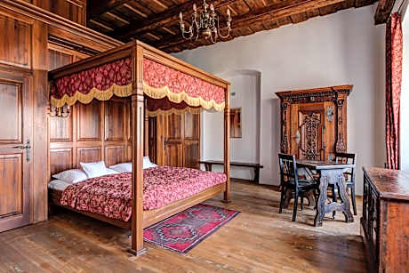Deluxe Double Room with Bath