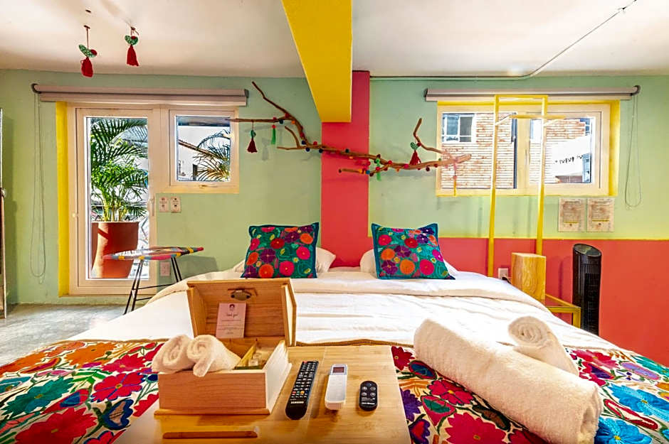 Casa Colibrí Malecón