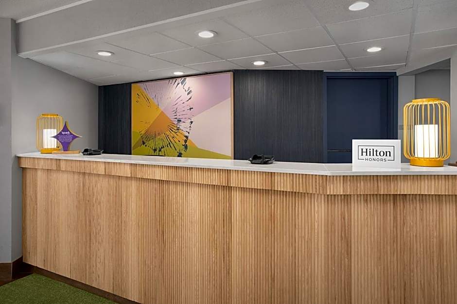 Spark by Hilton Denver East I 70