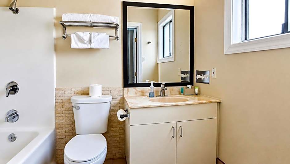 Magnuson Hotel Blythe