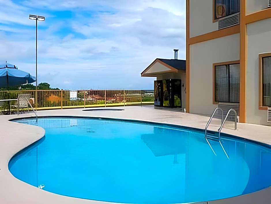 Holiday Inn Express Dandridge By IHG