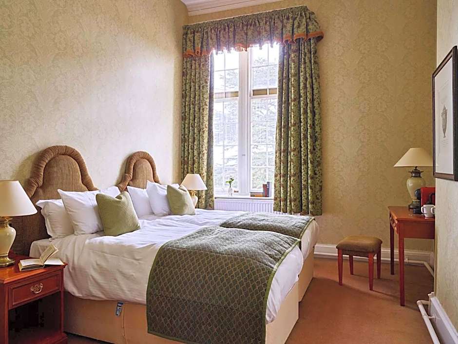 Dumbleton Hall Hotel