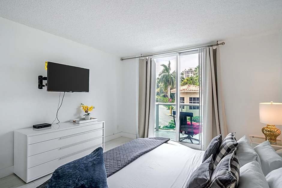 Sunny Isles Ocean Reserve Superb Condo Apartments