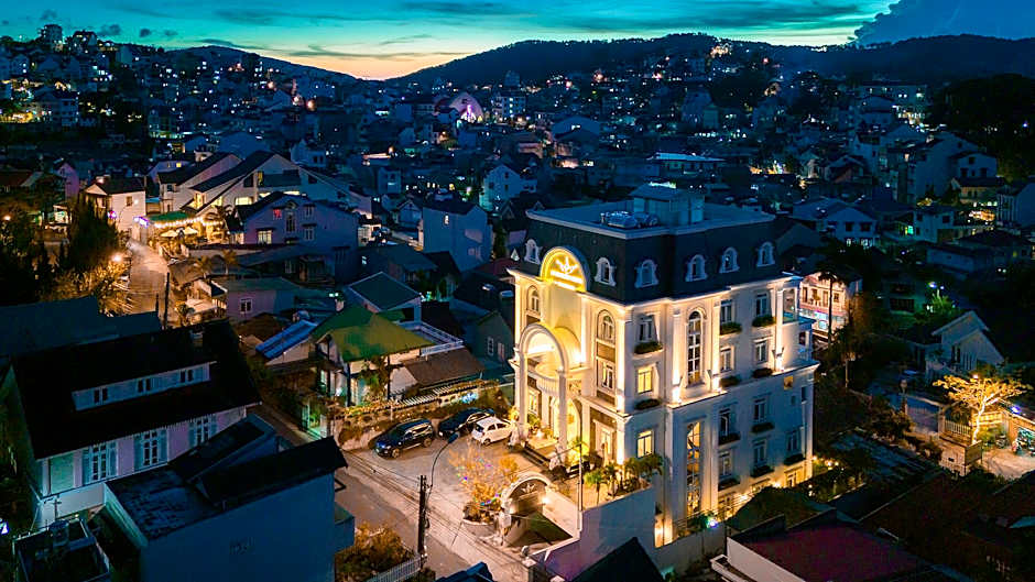 MINH CHIEN Hotel
