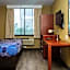 Sky Hotel Flushing/Laguardia Airport