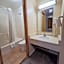 Travelodge by Wyndham Wenatchee