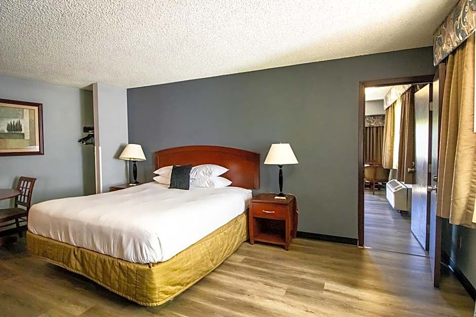 Red Lion Inn & Suites Vancouver