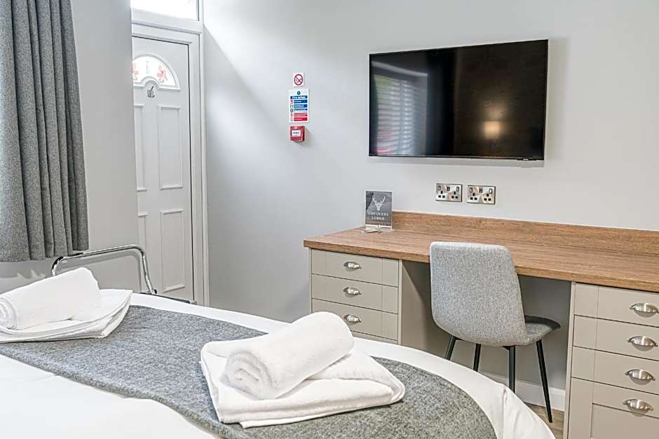 Chequers Lodge- Dalton-in- Furness- Self check in- for professionals and tourists