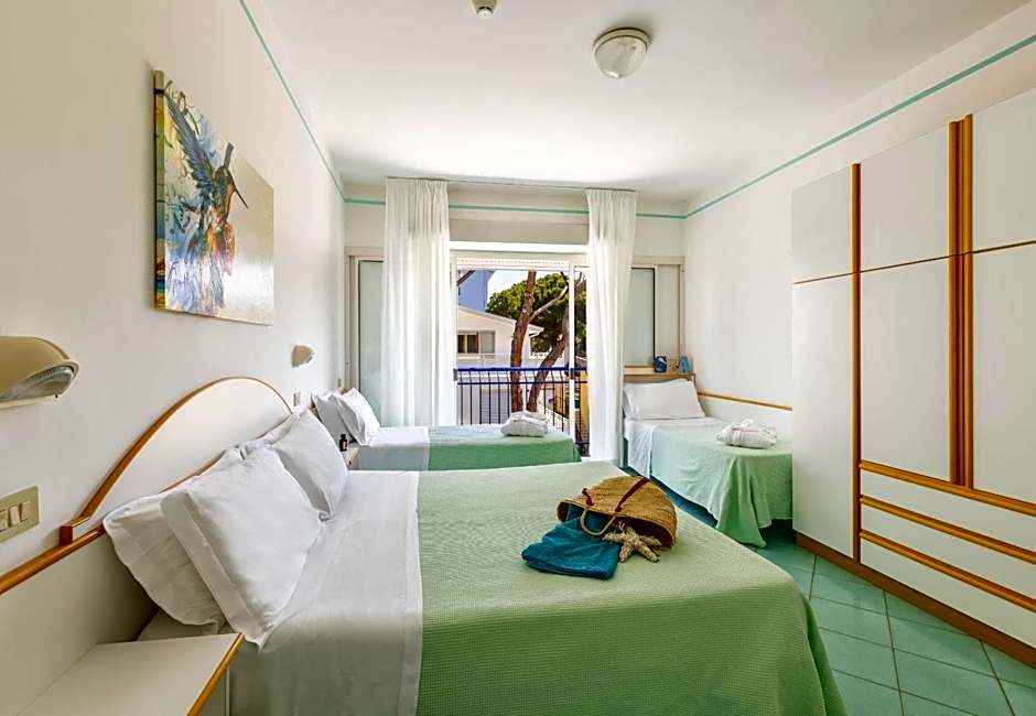 Hotel Caprice B&B - in centro a Riccione