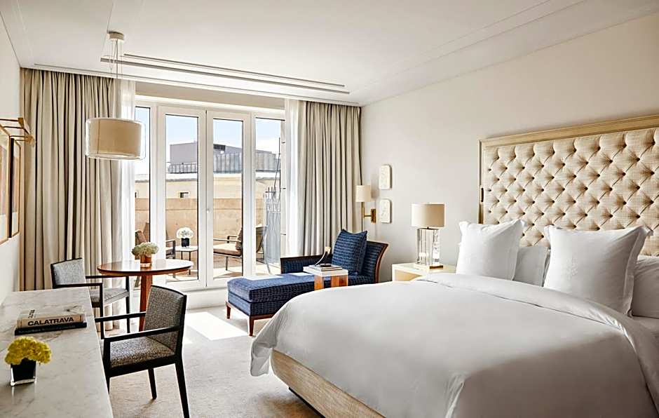 Four Seasons Hotel Madrid