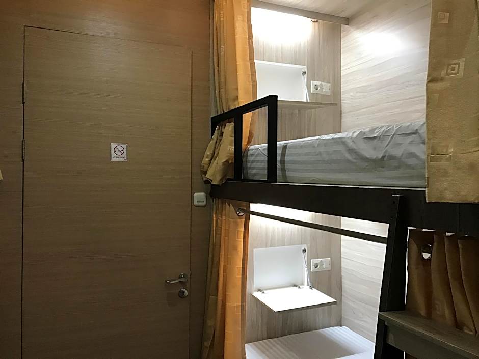 the Colour Hostel