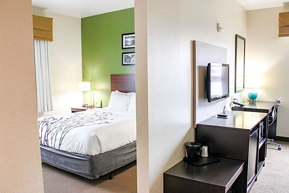 Sleep Inn & Suites Conference Center Eau Claire North