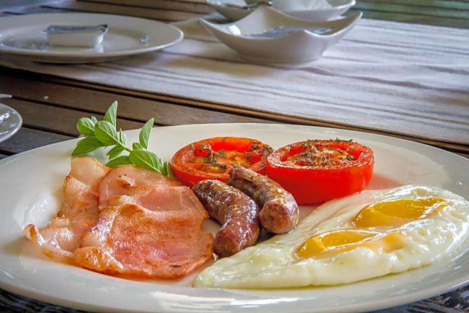 Porcupine Ridge Guest House