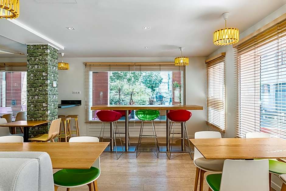 ibis Styles Annecy Centre Gare