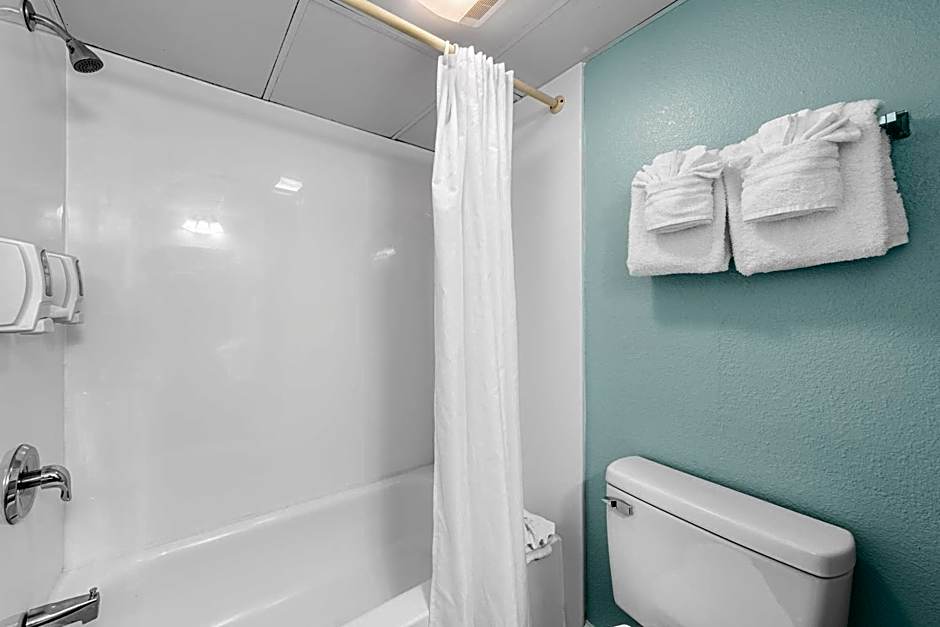 Boardwalk Beach Hotel
