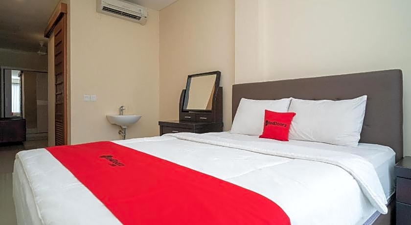 RedDoorz near ITDC Nusa Dua