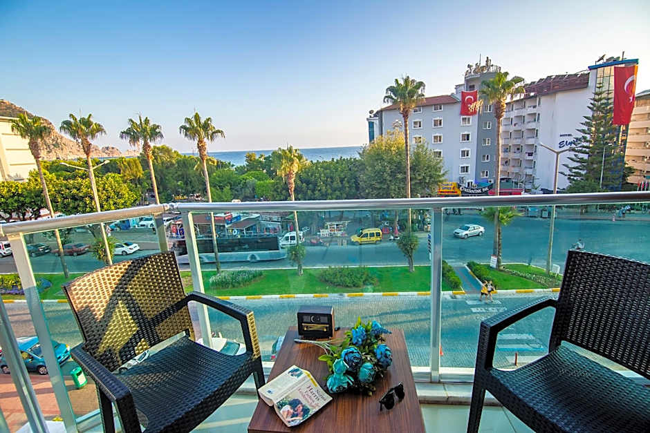 Kleopatra blue hawai hotel