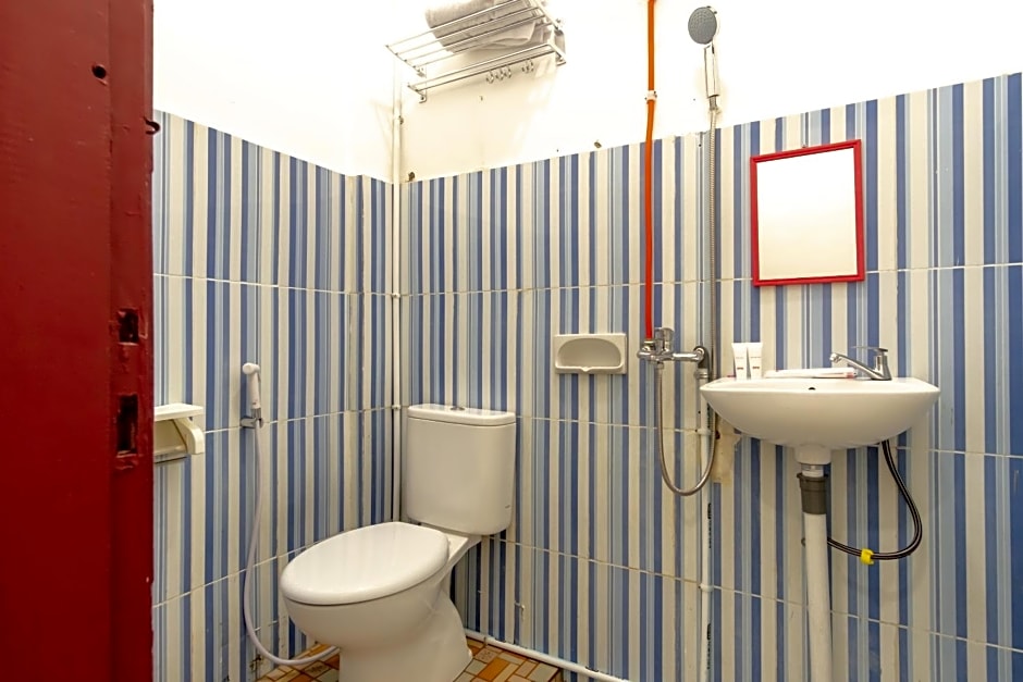 OYO 1874 Joh - Je Guest House