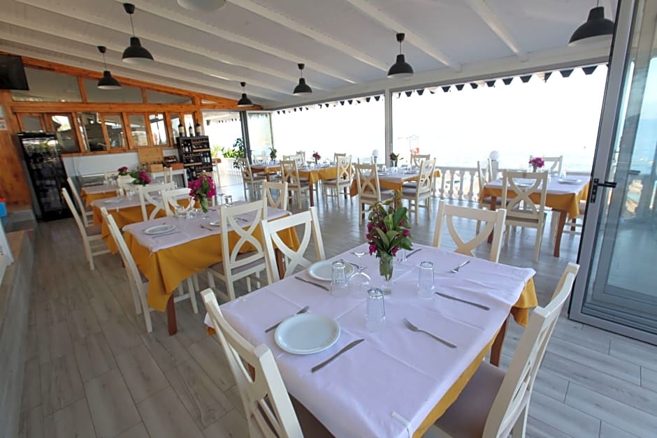 Hotel Joni Kompleks