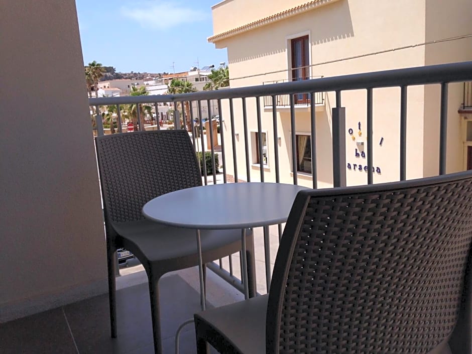 Reef And Dream – San Vito Lo Capo, CA
