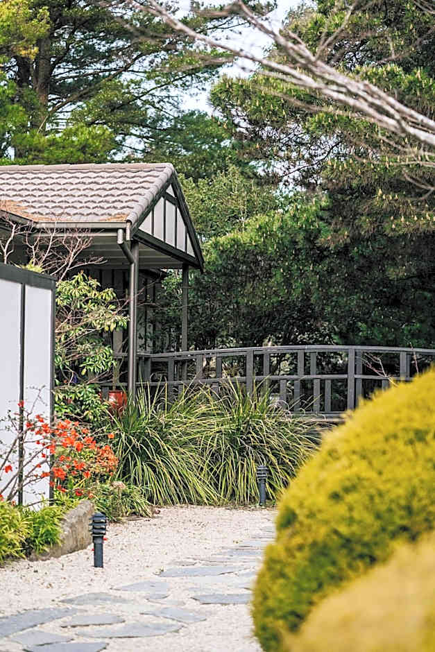 Shizuka Ryokan Japanese Country Spa & Wellness Retreat