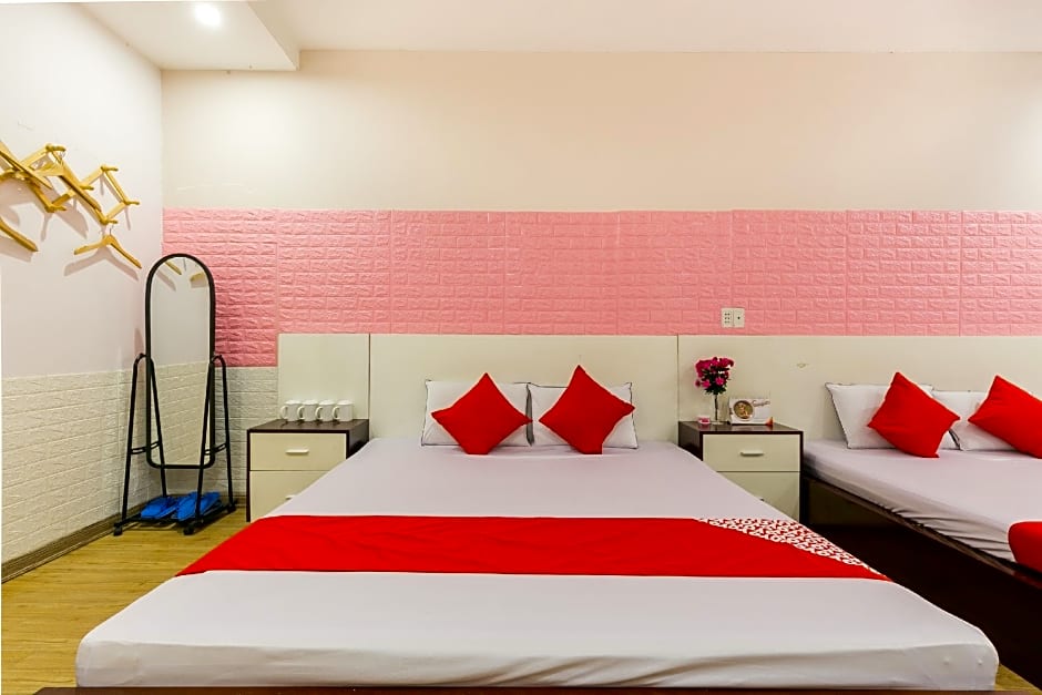 OYO 373 Habana Hotel