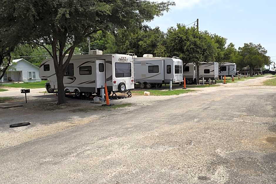 Albany Inn & RV Campground