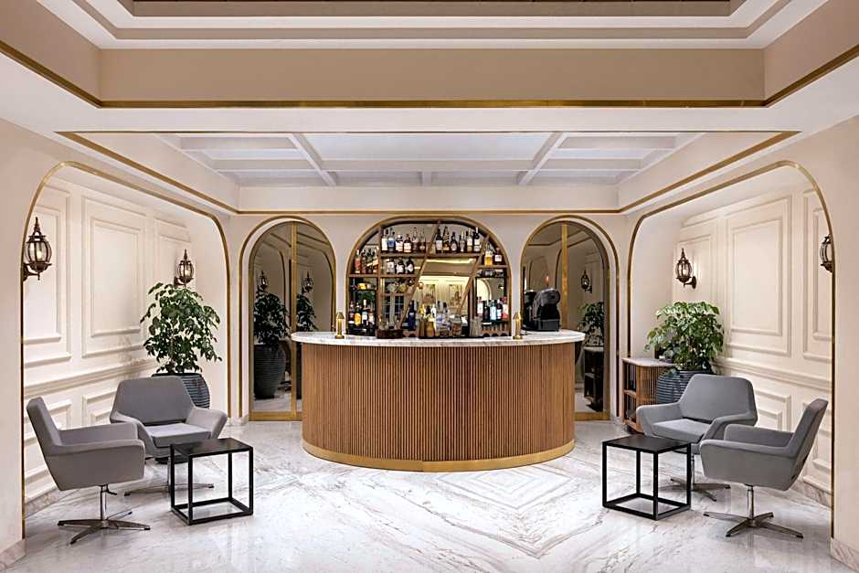 Renaissance Lucknow Hotel