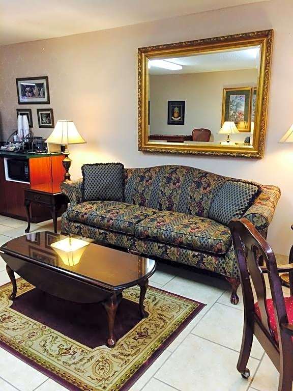 Brookshire Inn