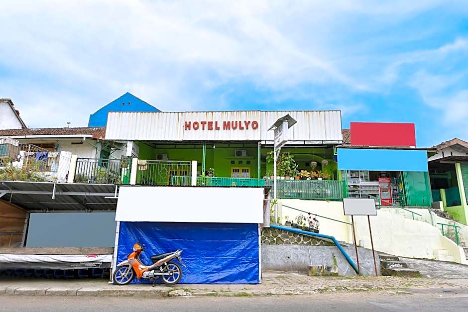 SPOT ON 91357 Hotel Mulyo