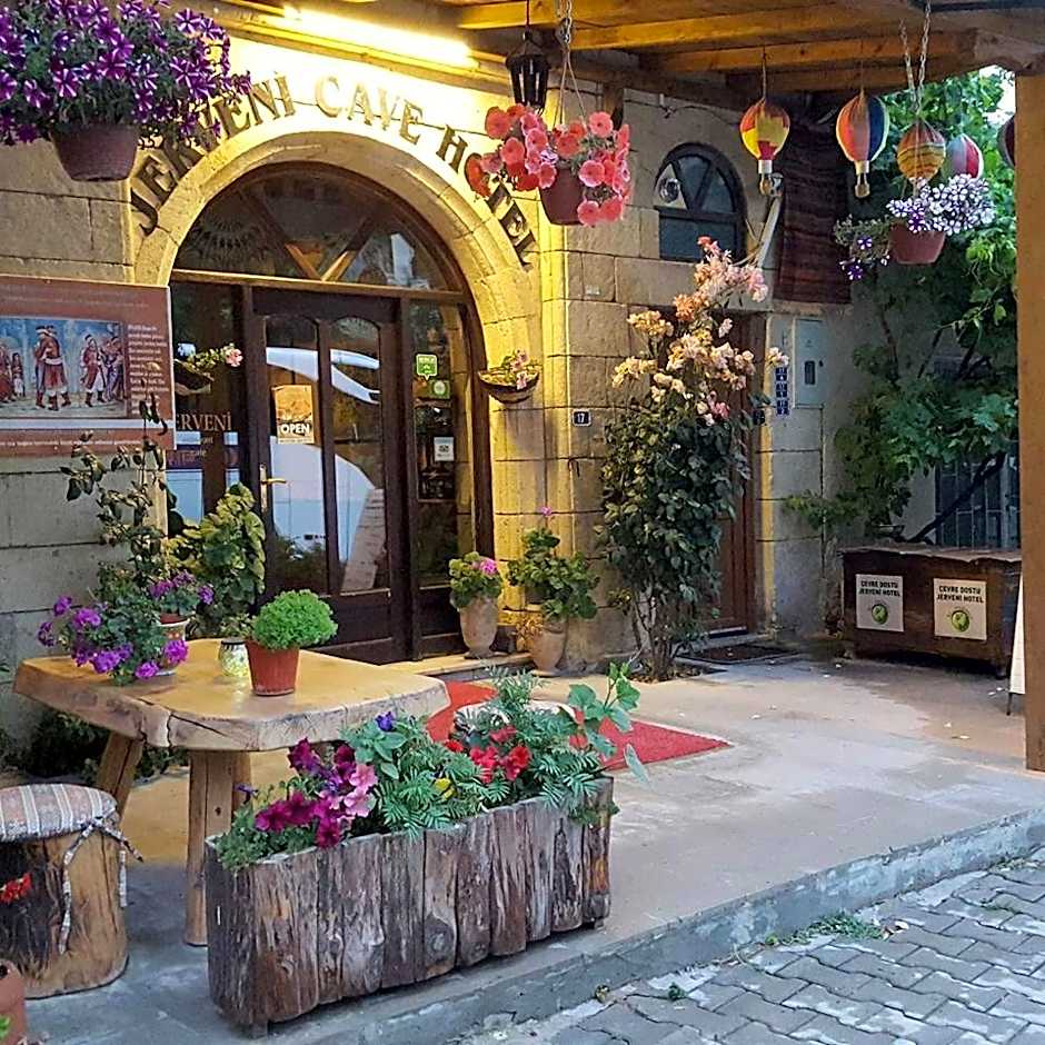 Jerveni Cave Hotel