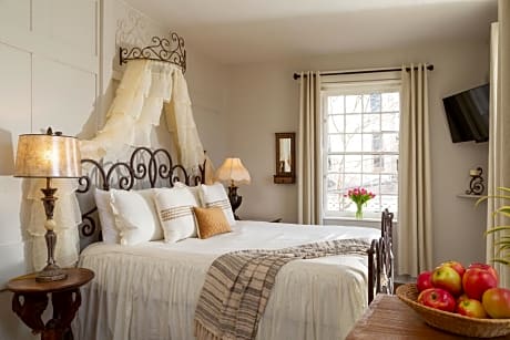 Deluxe Suite with Sea View