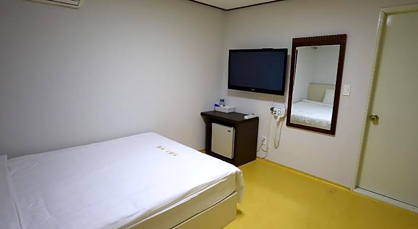 Twins Hotel