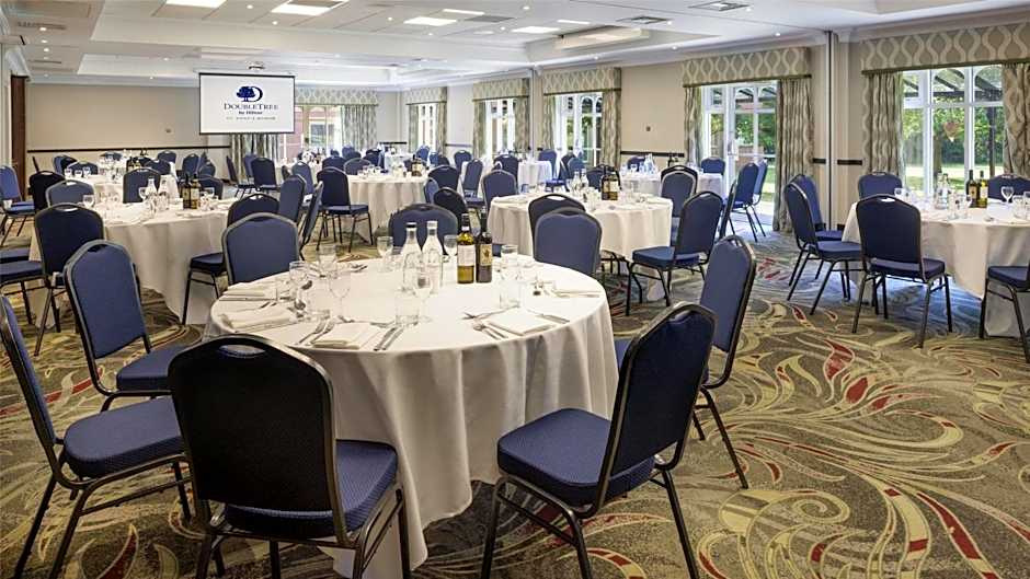 DoubleTree by Hilton St. Anne's Manor