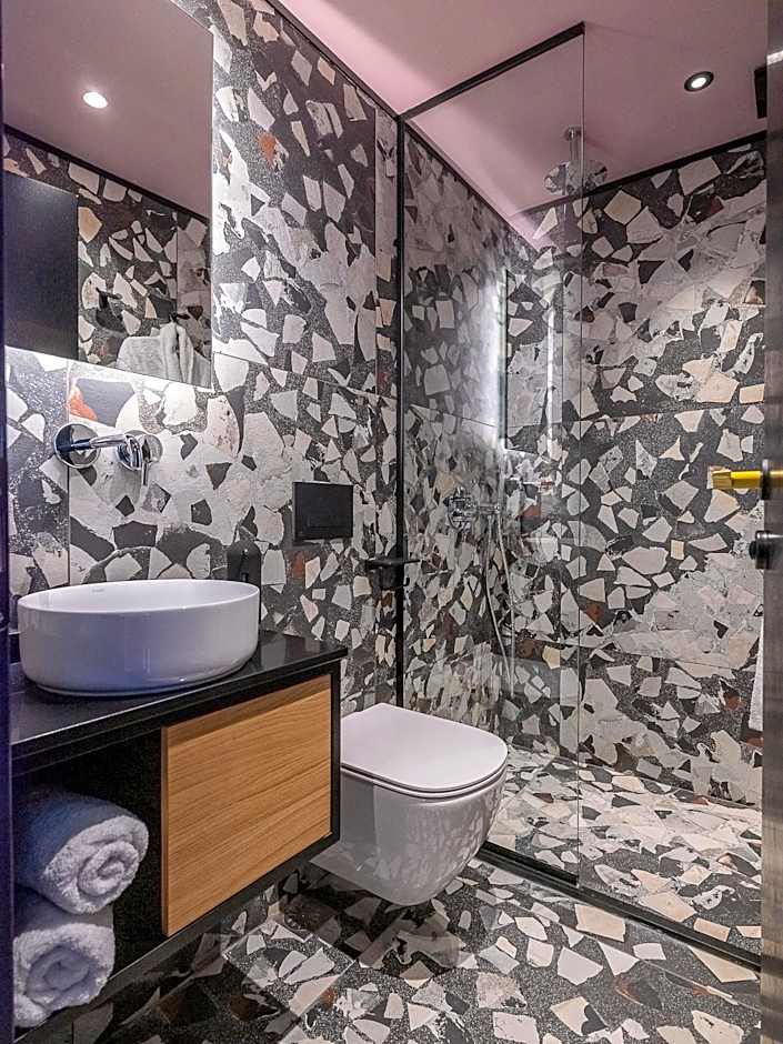 3 Pines Design Living