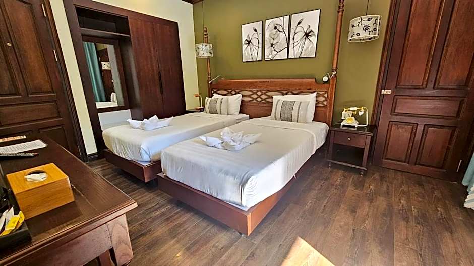 Sunrise Garden House