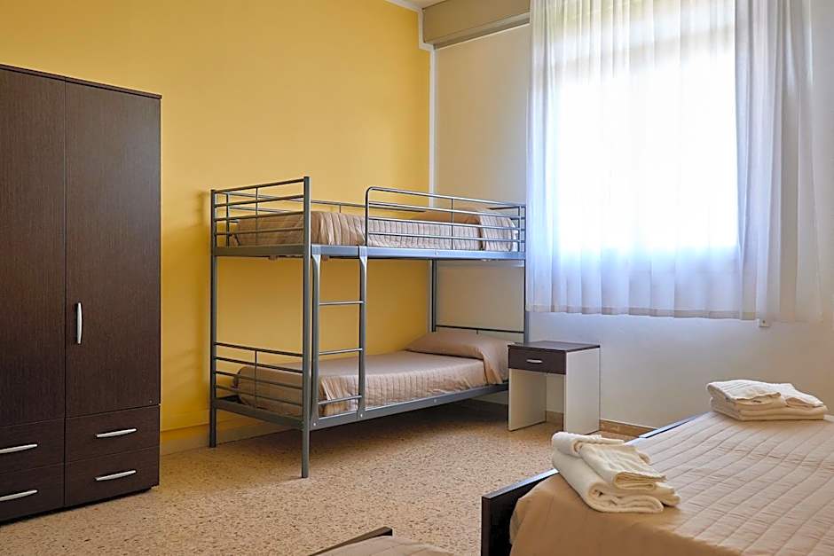 Soleē, Family Holidays & Hostelling