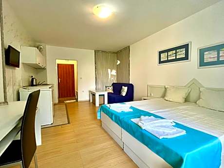 Studio with Balcony